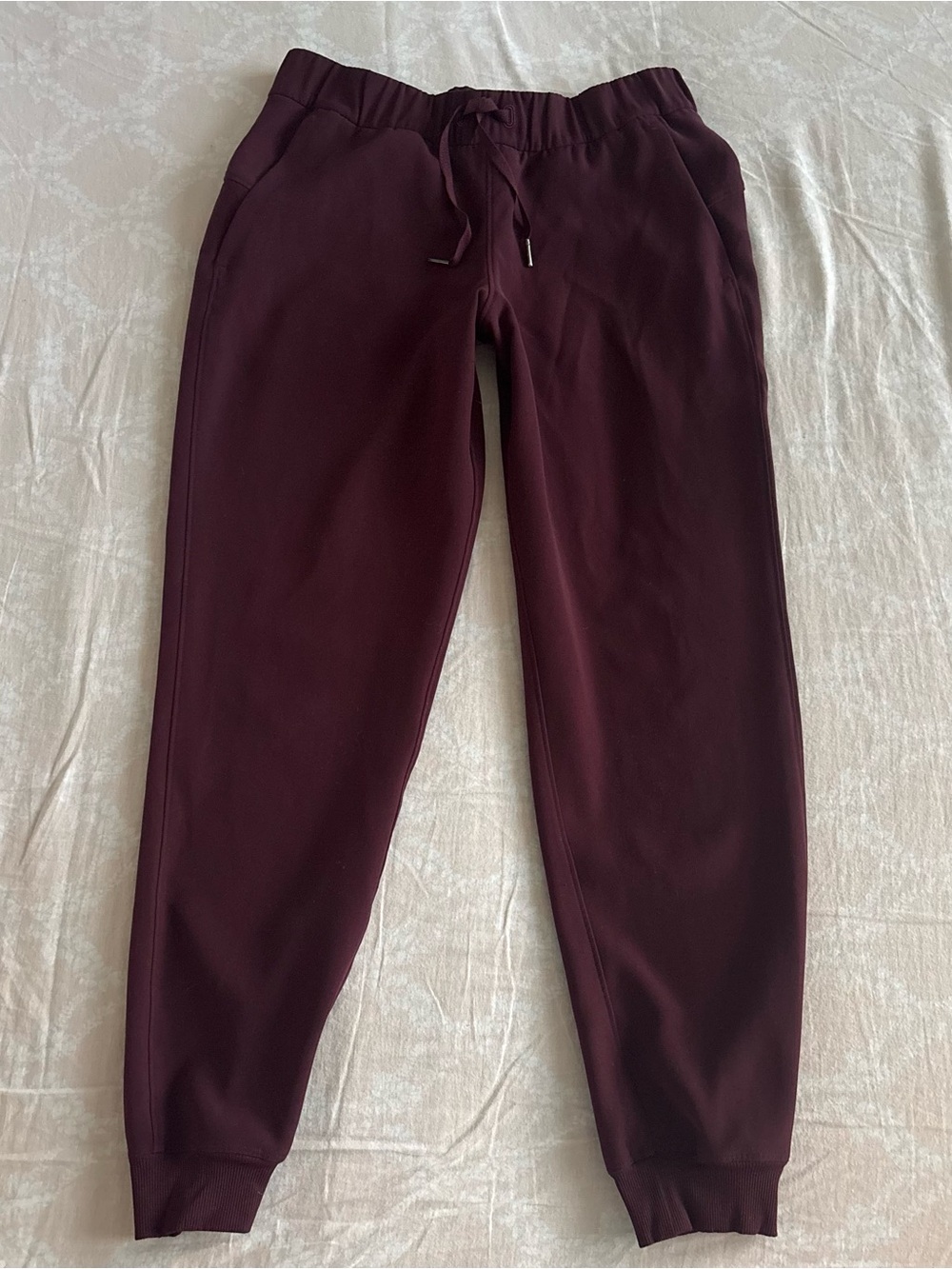 lululemon athletica Women's Maroon Elastic Waist Joggers
